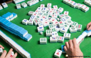 tro-choi-dan-gian-mat-chuoc-la-gi-1